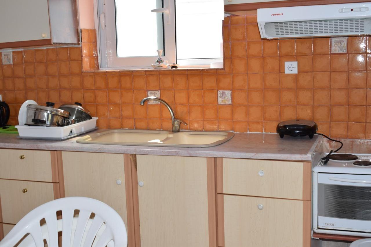 Red Sun Apartments Amoudi Exterior photo